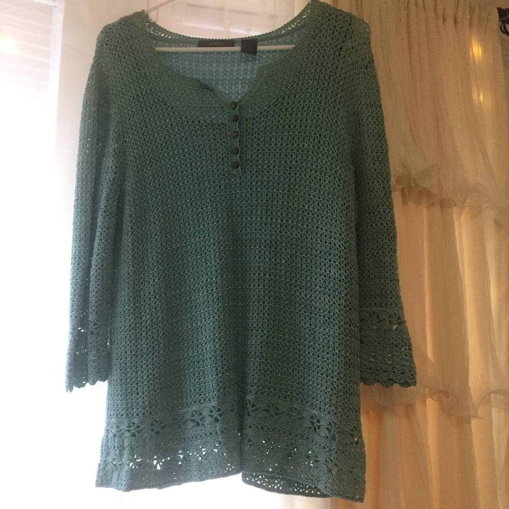 NWOT Liz Claiborne Knit Top
